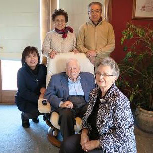 fe678eedc25eb645f8d5014527de5f93-1